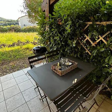 Maison Avec Terrasse Et Parking, à 350 M De La Casa de Férias Saint-Martin-dʼArdèche