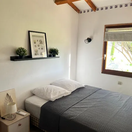 Maison Avec Terrasse Et Parking, A 350 M De La 펜션 Saint-Martin-dʼArdèche